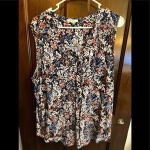 Women’s Maurice’s Floral Tank Blouse. Size XXL